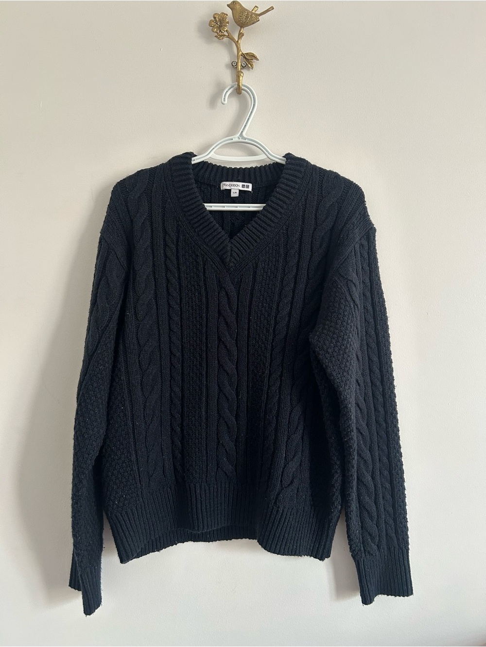 Uniqlo x J.W Anderson sweater